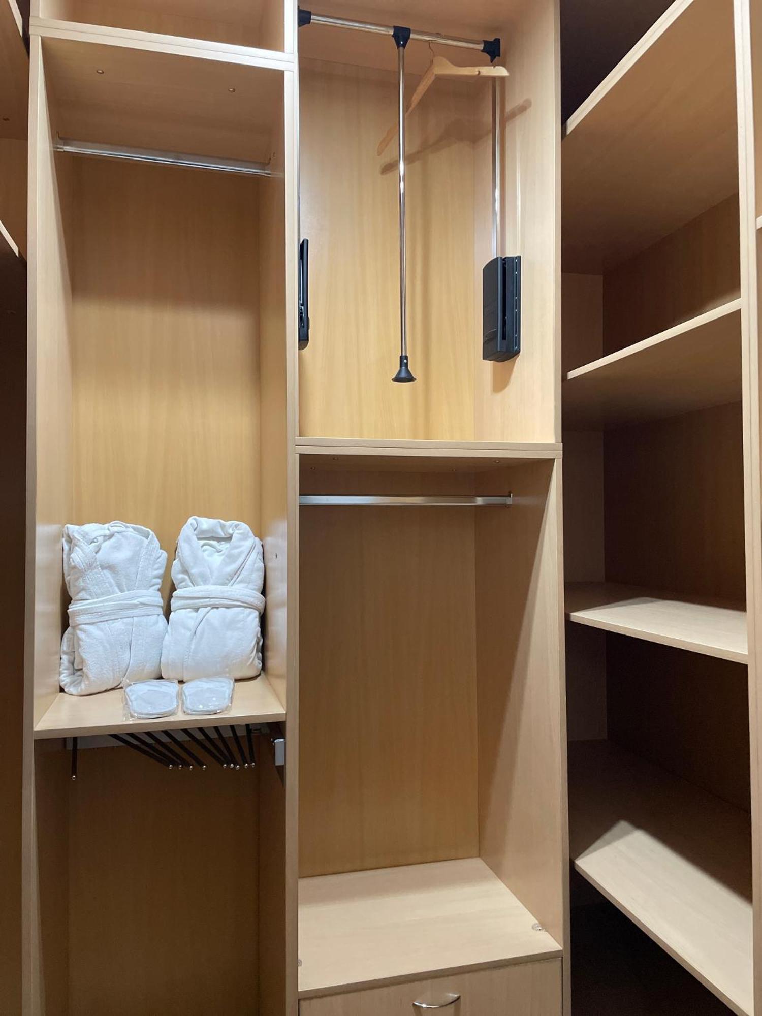 Apartment 5 Алматы Экстерьер фото