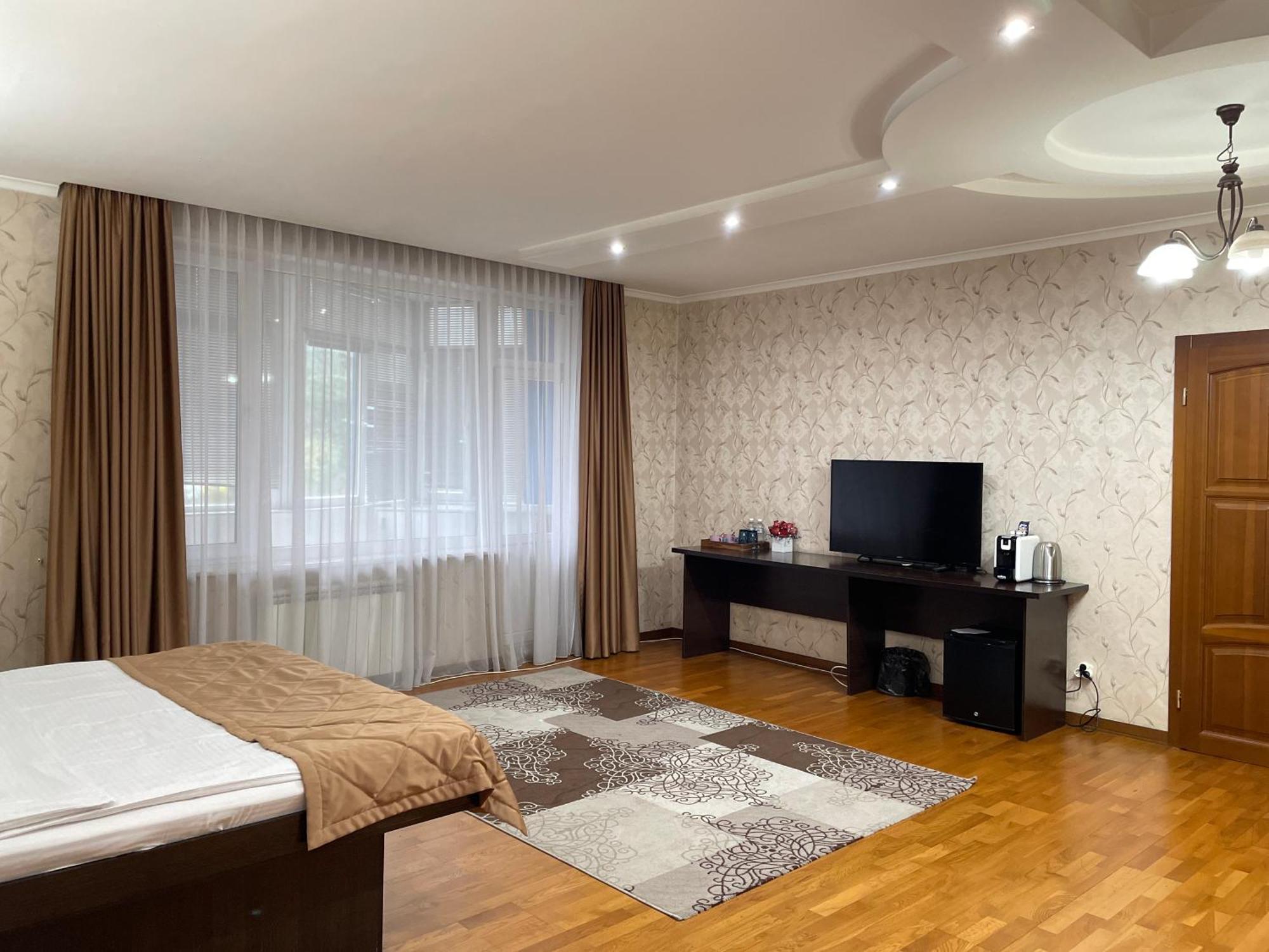 Apartment 5 Алматы Экстерьер фото